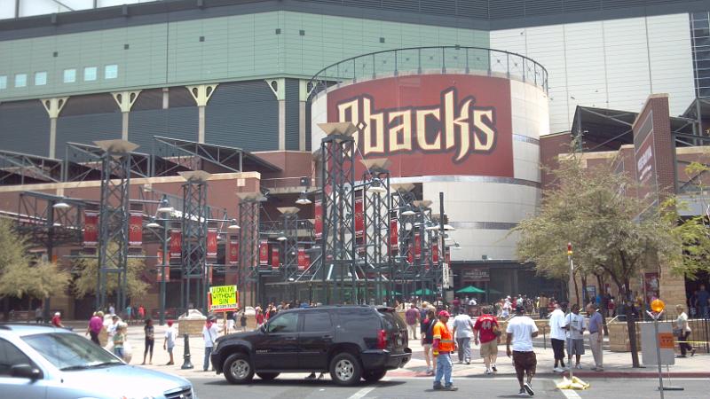 2013-07-07_11-57-21_908.jpg - Arizona Diamondbacks baseball stadium. Impressive!