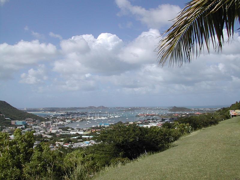 DSCN5128.JPG - St. Maarten view