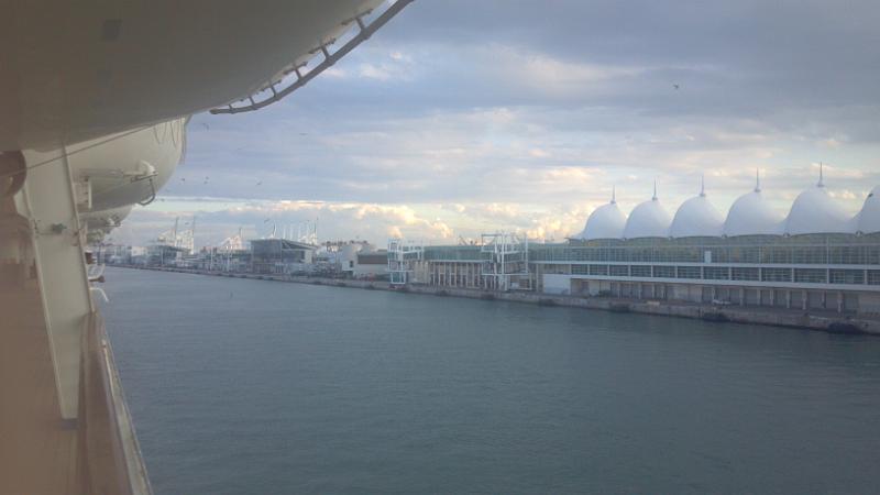 2013-01-20_17-02-54_855.jpg - Leaving Port of Miami