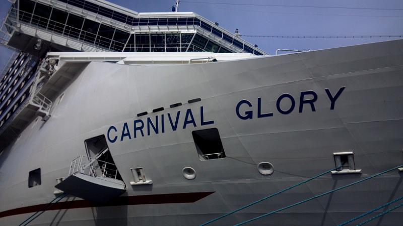 2013-01-22_16-10-51_446.jpg - Carnival Glory