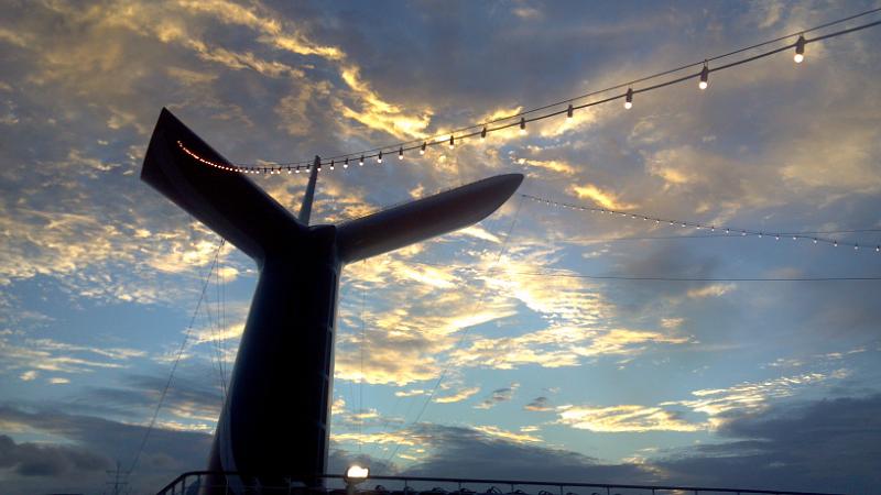 2013-01-22_18-28-44_609.jpg - Carnival Glory - evening shot of smokestack