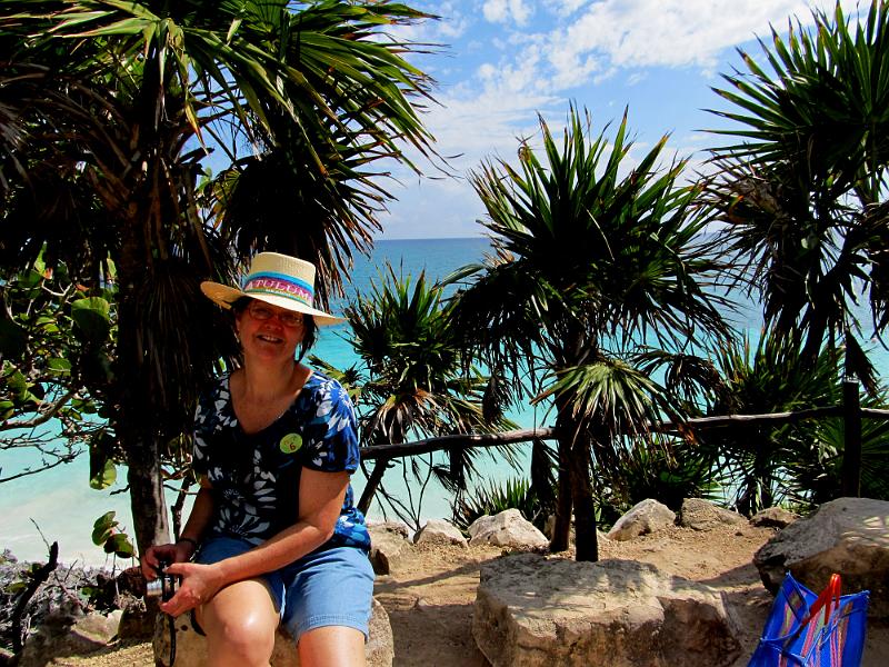 IMG_0714.JPG - Tulum - Cindy enjoying the view